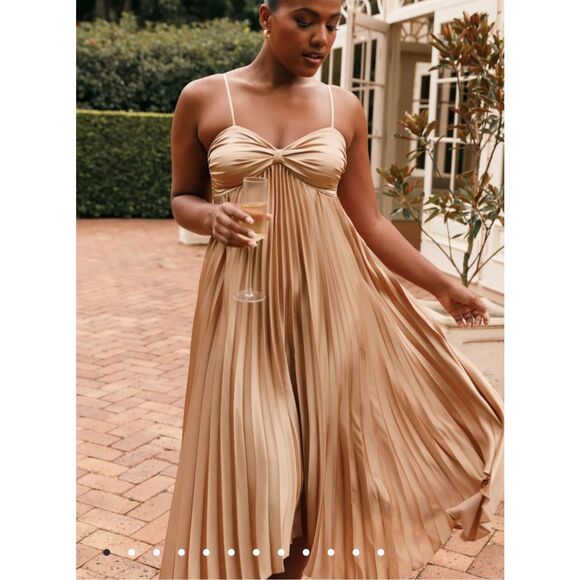 Petal & Pup Tan Midi Dress - Picture 5 of 10